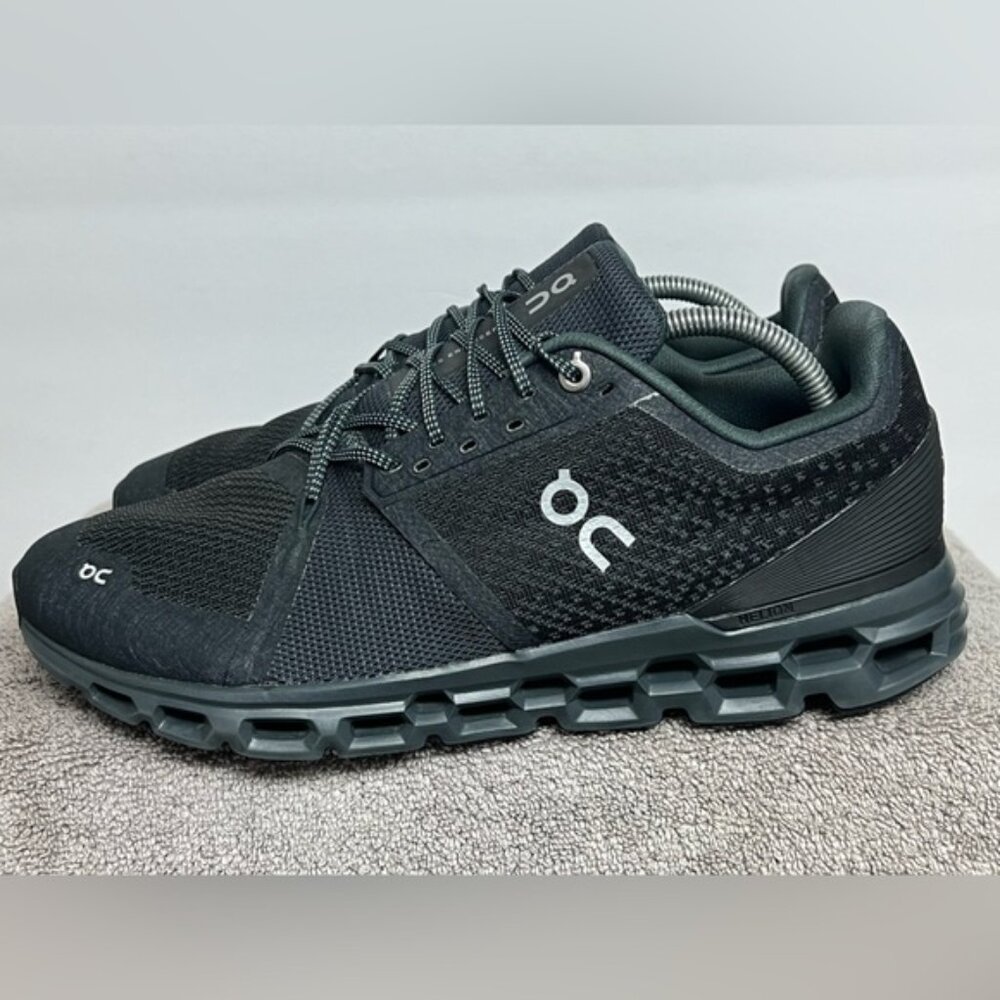 On Cloud Mens Mono Black Cloudstratus Trail Running Hiking Shoes SIZE 10 CLEAN